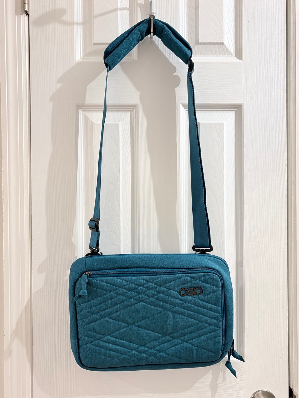 OGIO Teal Multi-pocket Laptop Sling Crossbody Bag